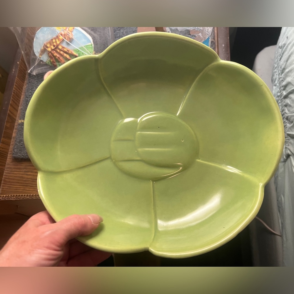 Vintage CEMAR Poppy flower green dish